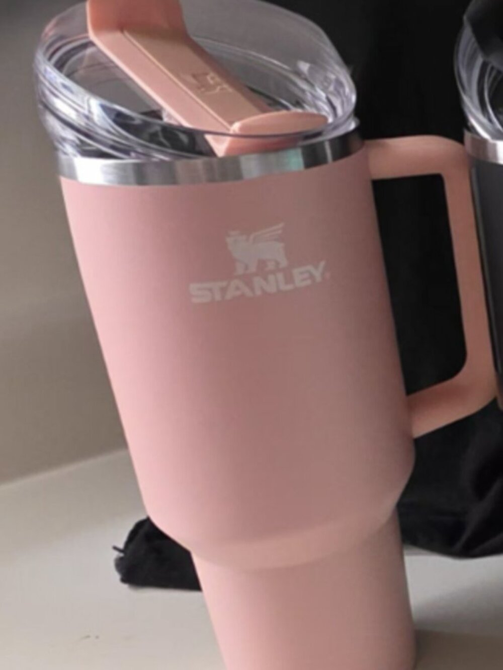 Stanley 40oz Stainless Steel H2.0 FlowState Quencher Tumbler, Creamsicle – NEW